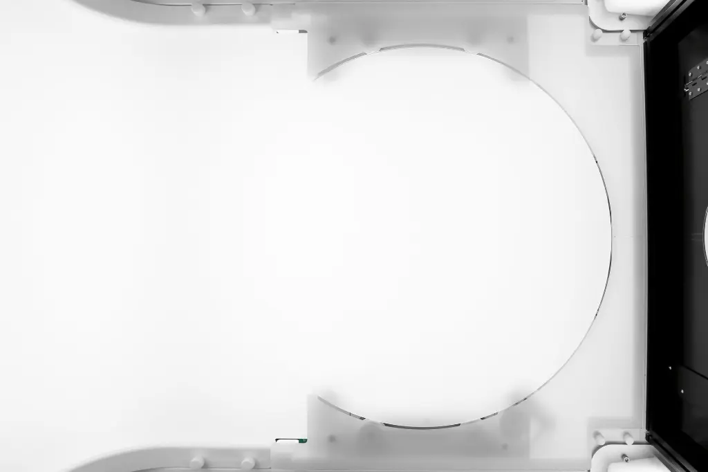 p150-top-inside.webp
