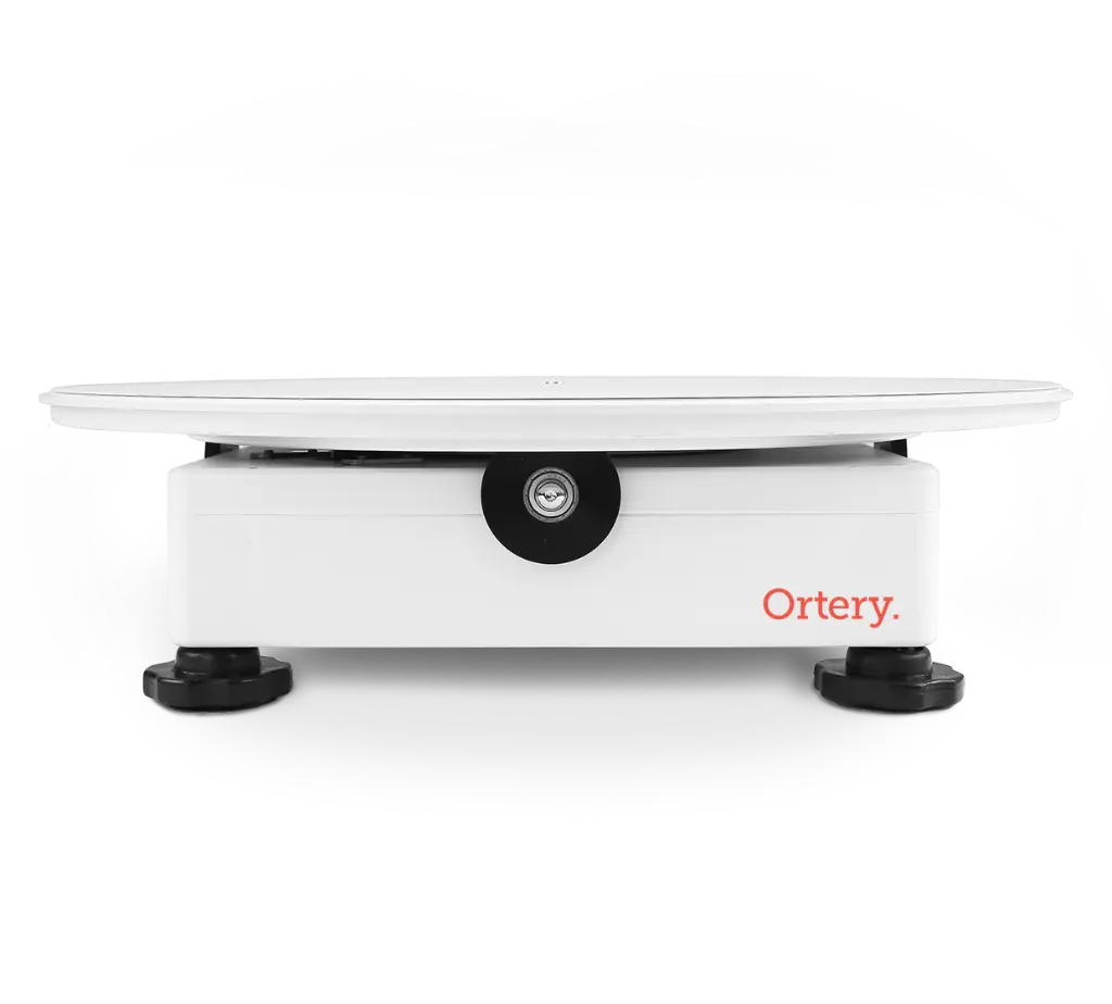 ortery-photocapture-360-small-product-photography-turntable-6.webp